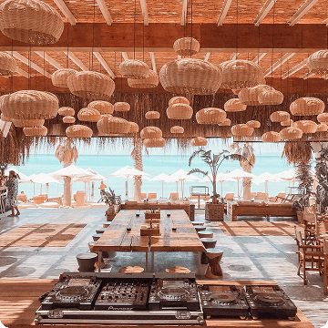 FLY-INN BEACH